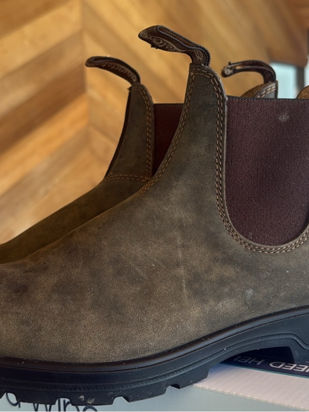 Blundstone Men’s Chukka Boots in Olive Brown